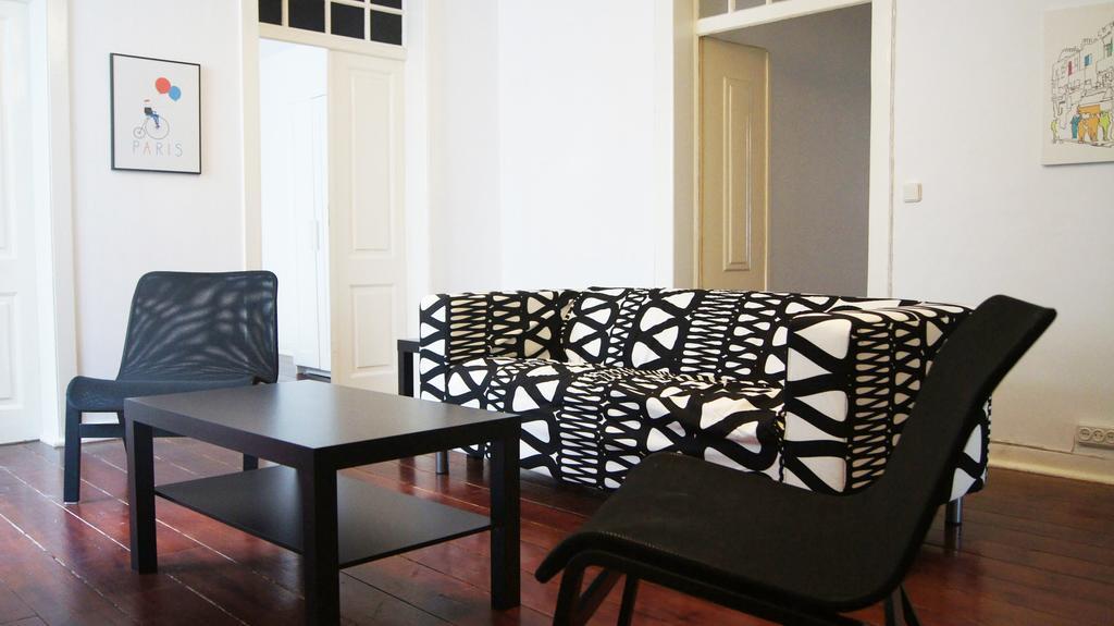 Cozy Apartment In Bairro Alto I Лиссабон Номер фото