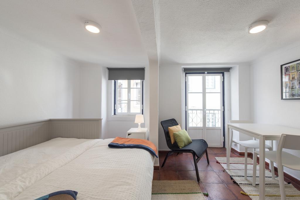 Cozy Apartment In Bairro Alto I Лиссабон Экстерьер фото