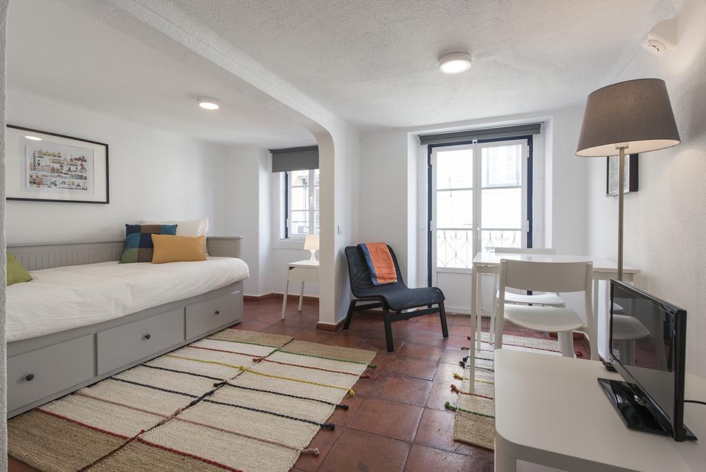 Cozy Apartment In Bairro Alto I Лиссабон Экстерьер фото